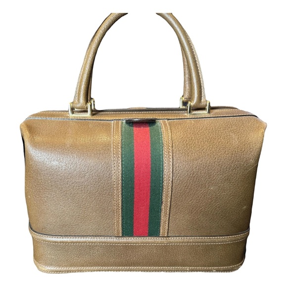 Beautiful Gucci - Picture 1 of 5
